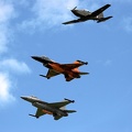 2-ship F-16AM mit PC-7 (2180 Besuche) 2-ship F-16AM mit PC-7