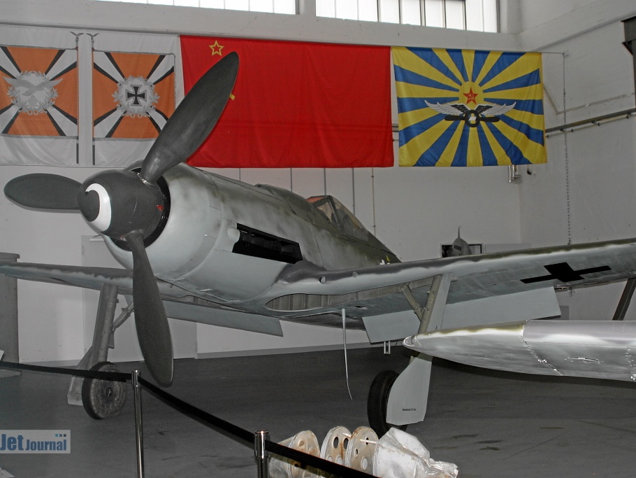 Focke Wulf FW-190D9 Replica