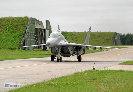 29+23 MiG-29GT JG73 Pic1