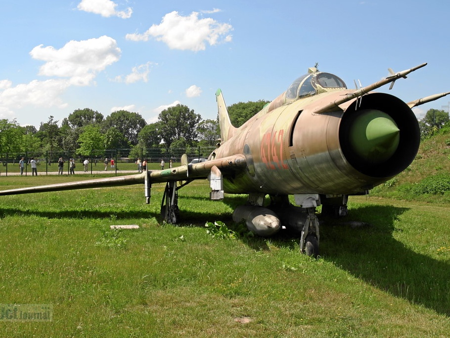 4242 Su-20 (3168 Besuche) 4242 Su-20
