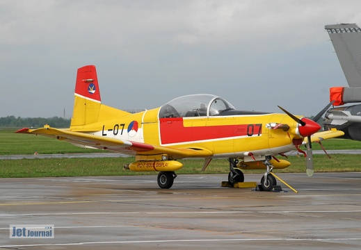 L-07 PC-7 131EMVOsqn RNLAF (858 Besuche) L-07 PC-7 131EMVOsqn RNLAF
