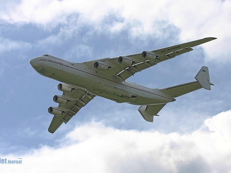 An-225, UR-82060
