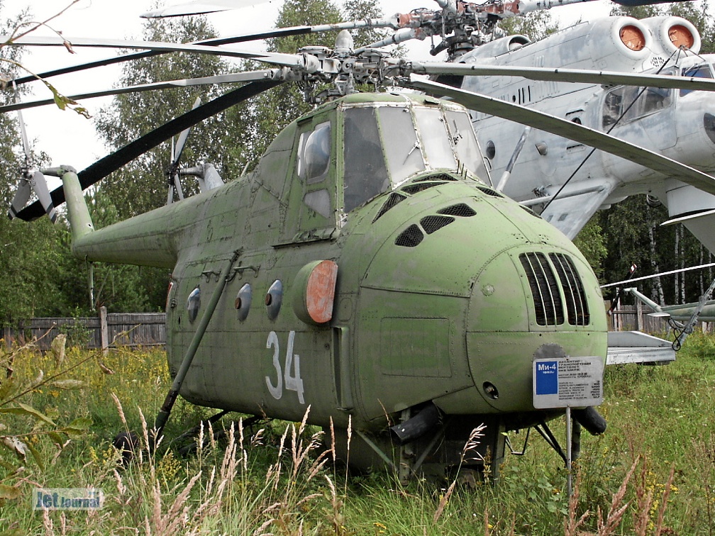 Mil Mi-4, 34 blau (просмотров: 2402) Mil Mi-4, 34 blau