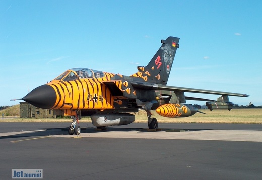 43+96 Tornado IDS RECCE Tiger 2003 Pic1