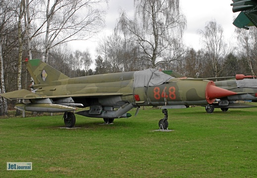 MiG-21bis, 848 rot, ex. NVA