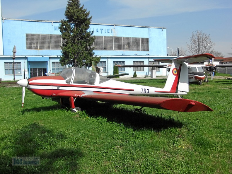 103 IAR28MA (2321 Besuche) 103 IAR28MA
