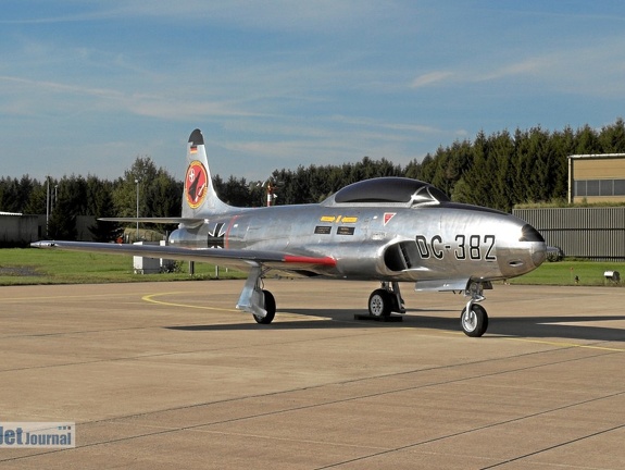 DC-382 T-33A ex 94+34 (3124 návštěv) DC-382 T-33A ex 94+34
