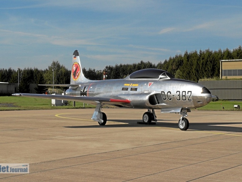 DC-382 T-33A ex 94+34 (3122 Besuche) DC-382 T-33A ex 94+34