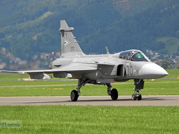 30 JAS-39C HUNAF (2329 návštěv) 30 JAS-39C HUNAF