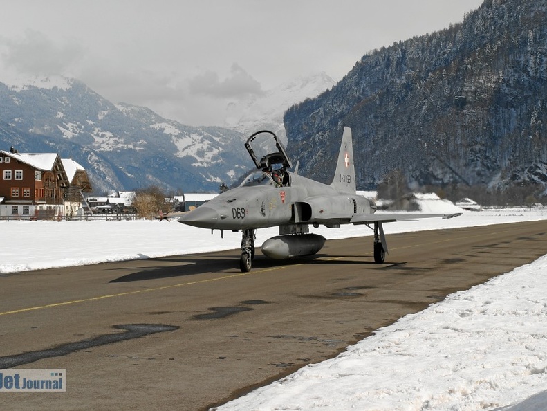 J-3069 F-5E Tiger Pic1 (2980 visits) J-3069 F-5E Tiger Pic1