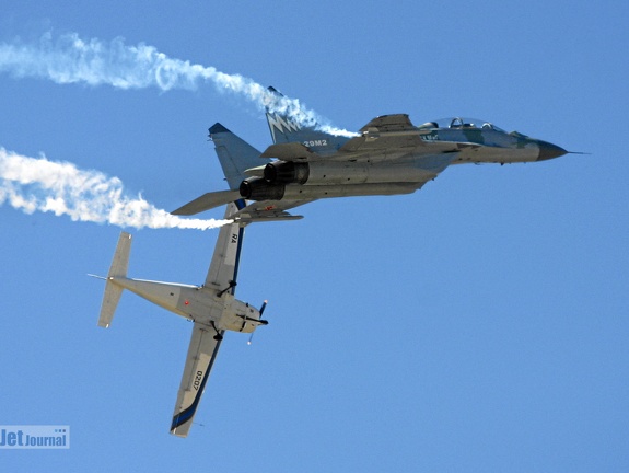 MiG-29M2 und Il-103 (3319 Besuche) MAKS 2005, Shukowski MiG-29M2 und Il-103