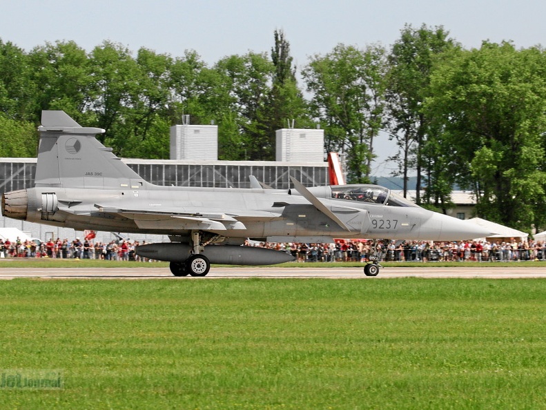 9237 JAS39C Gripen Landung (1922 odwiedzin) 9237 JAS39C Gripen Landung