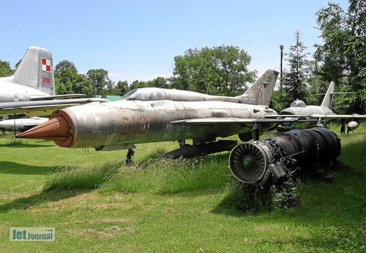 2401 MiG-21PF cn 762401