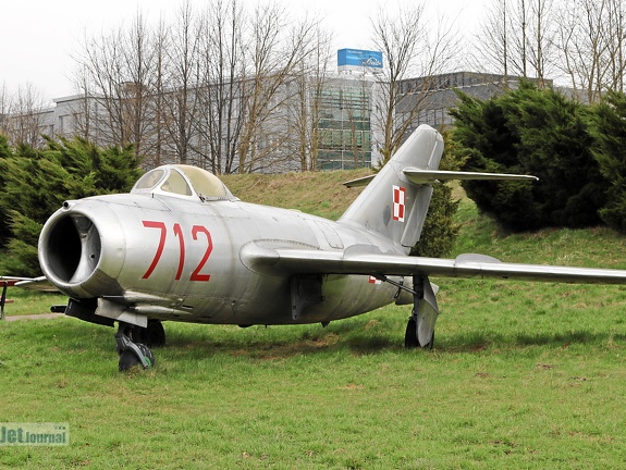 712, WSK Lim-1 (MiG-15) (3286 odwiedzin) Polnische Lizenzversion der MiG-15. Diese Maschine war bis vor kurzem mit der (falschen) Kennung 346... 712, WSK Lim-1 (MiG-15)