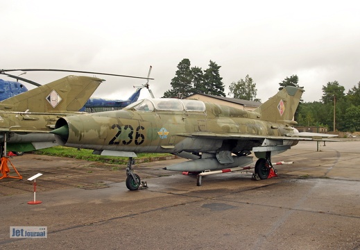 MiG-21US, 236 ex. NVA