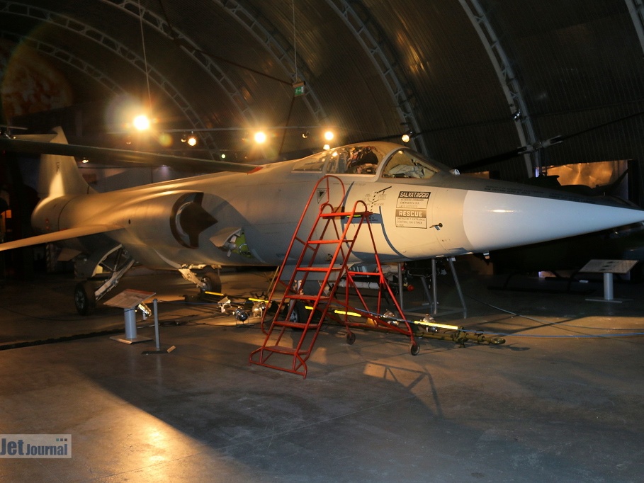 Lockheed F-104S ASA-M Starfighter (2220 odwiedzin) Museum Krakau 2015 Lockheed F-104S ASA-M Starfighter