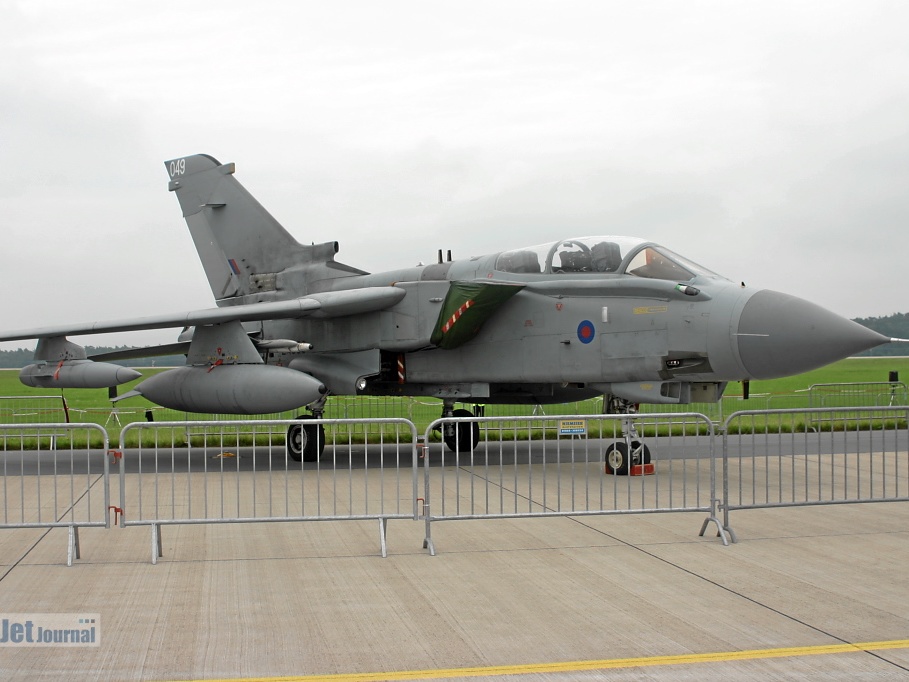 ZA-559/049, Tornado GR.4, Royal Air Force (3049 відвідувань) ZA-559/049, Tornado GR.4, Royal Air Force