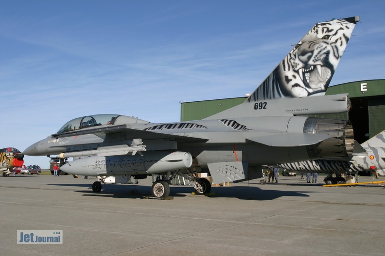 692_f-16bm_rnoaf_img_1579_20130316_1413770397.jpg