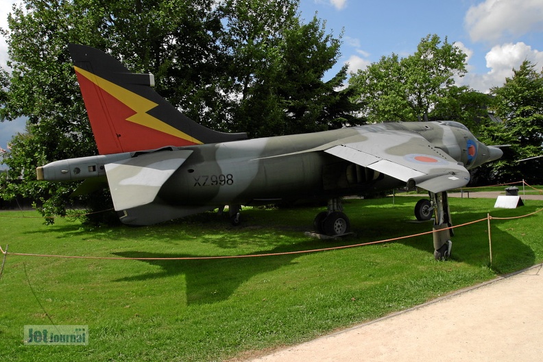 xz998_hawker_harrier_gr3_pic2_17_20090501_1191808499.jpg