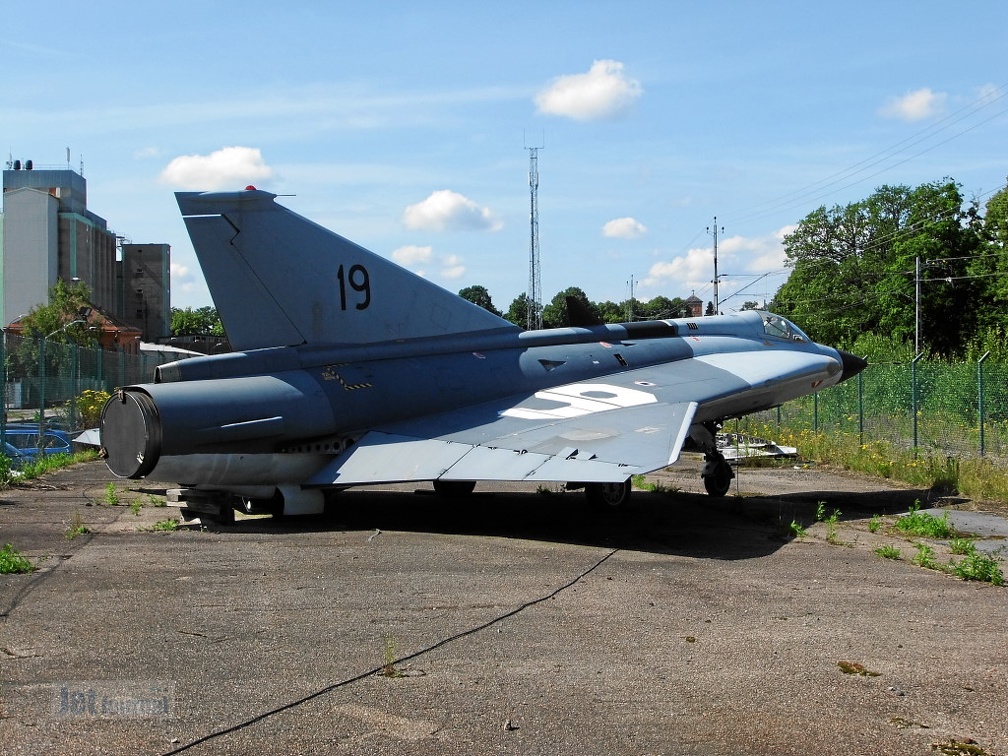 351419 Saab 35Ö Bundesheer (2565 visitas) 351419 Saab 35Ö Bundesheer