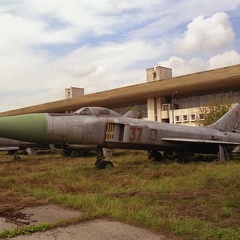 Su-15T, 37 rot