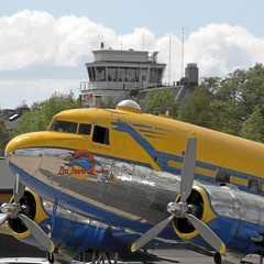 9Q-CUK Douglas C-47B Skytrain (3) (1997 visitas) 9Q-CUK Douglas C-47B Skytrain (3)