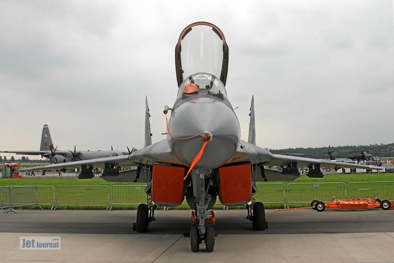 mig29-56-ila2014-5-10c_20140802_1654577074.jpg