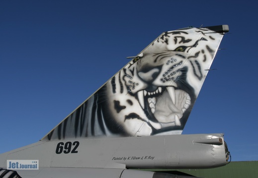 692 F-16BM RNoAF