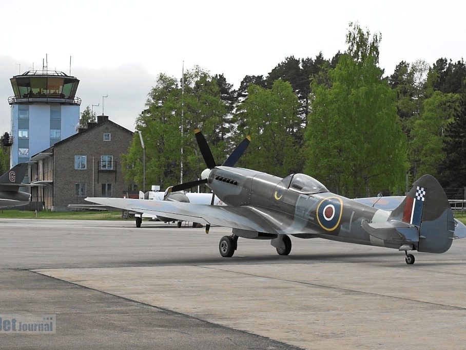 SE-BIN SM845 GZ-J Biltema Supermarine 394 Spitfire FR18E