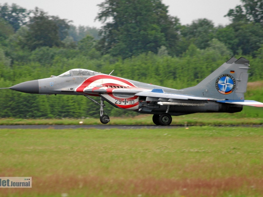 29+10 MiG-29G JG73 Pic1 (просмотров: 5192) 29+10 MiG-29G JG73 Pic1