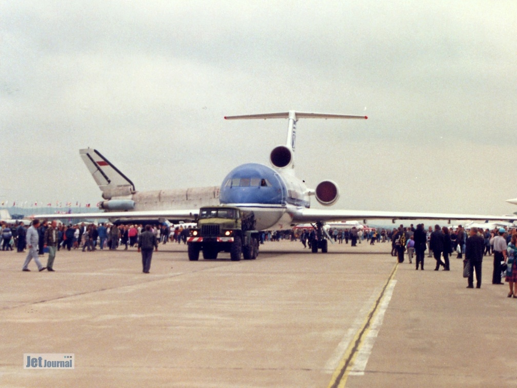 Jak-42D, RA-42423 (3117 visingar) MAKS-1999 Jak-42D, RA-42423