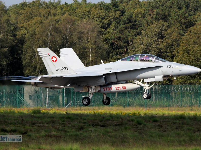 J-5233, F/A-18D, Schweizer Luftwaffe (2741 Besuche) J-5233, F/A-18D, Schweizer Luftwaffe