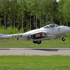 LN-DHZ DH-115 Vampire T55 landing