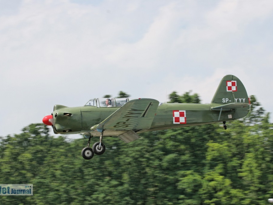 SP-YBD PZL TS-8 Bies ex SP-FFA cn 1E10-09 Pic3