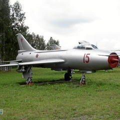 Suchoi Su-7BKL, 15 rot (2252 Besuche) Suchoi Su-7BKL, 15 rot