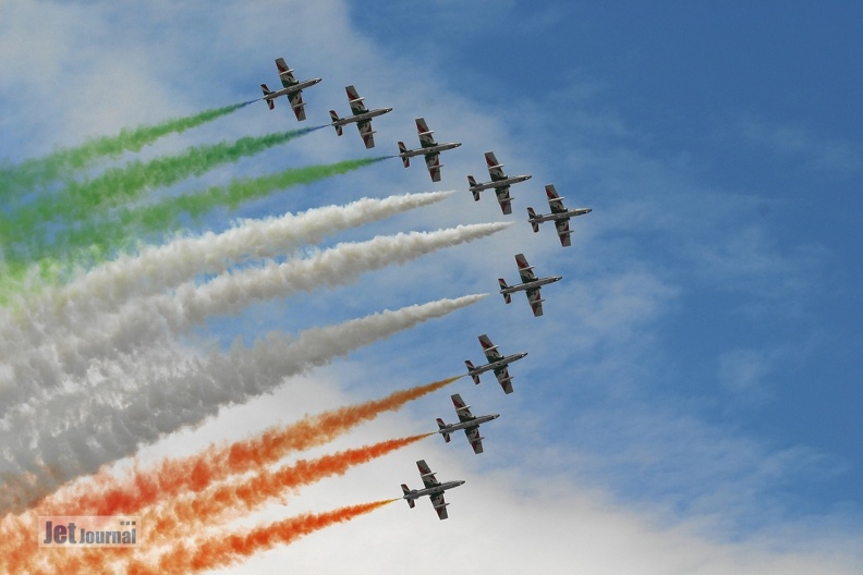 frecce_tricolori_1_20090430_1272947131.jpg