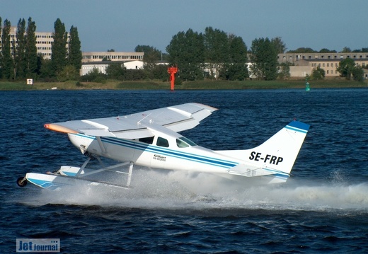 SE-FRP Cessna U.206F Stationair Pic2 (просмотров: 2718) SE-FRP Cessna U.206F Stationair Pic2