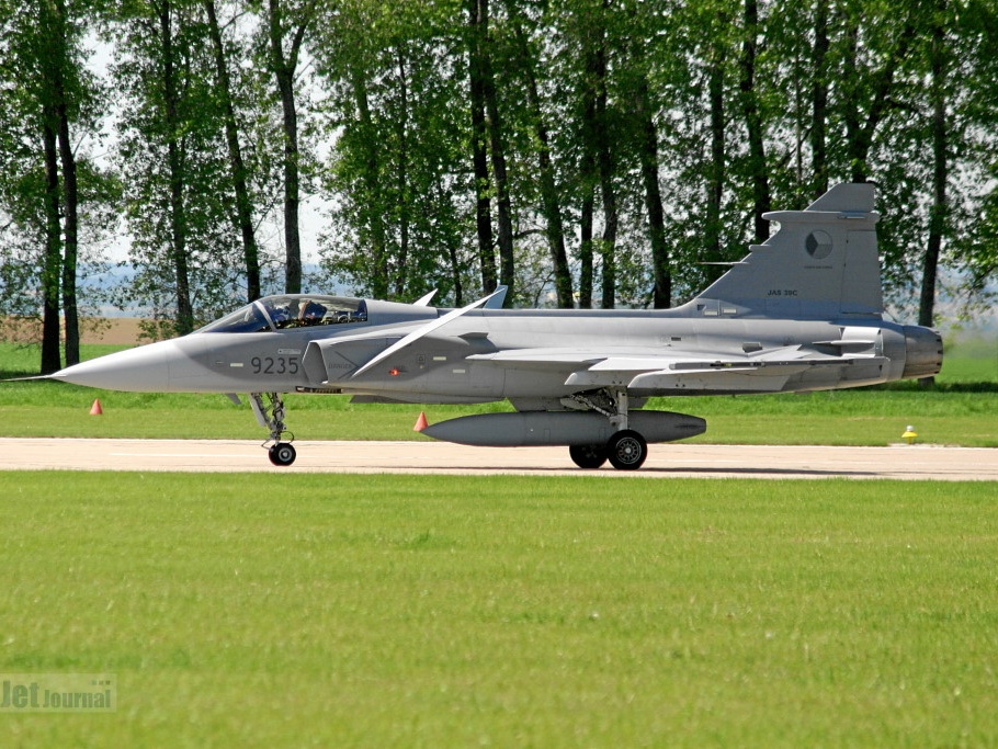 9235 JAS-39C CzAF (2144 visites) Open Day Caslav 2005 9235 JAS-39C CzAF