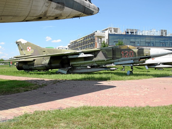 120 MiG-23MF