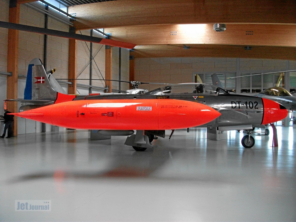 DT-102 Lockheed T-33A Silver Star (3032 Besuche) DT-102 Lockheed T-33A Silver Star