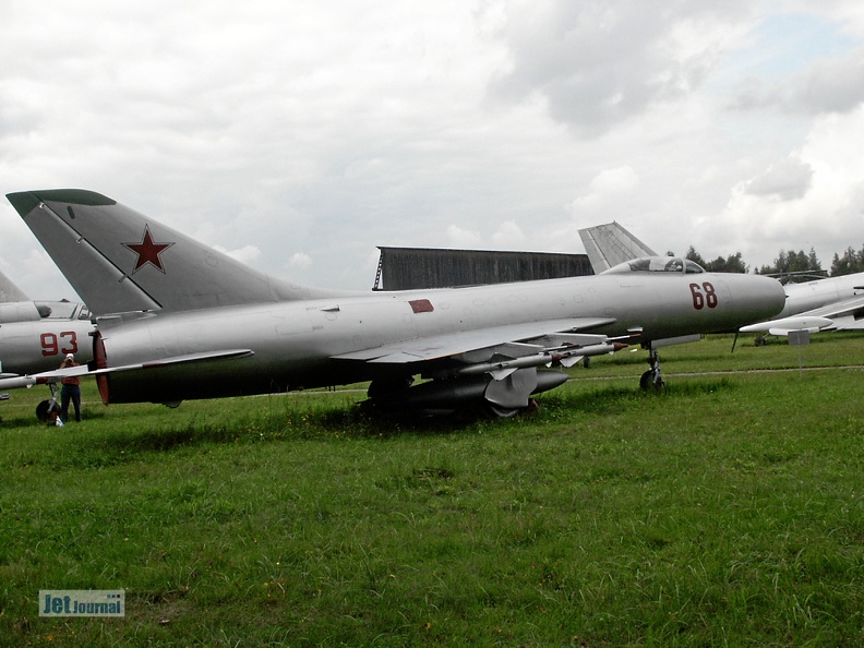 Suchoi Su-9, 68 rot (2327 visitas) Monino 2003 Suchoi Su-9, 68 rot
