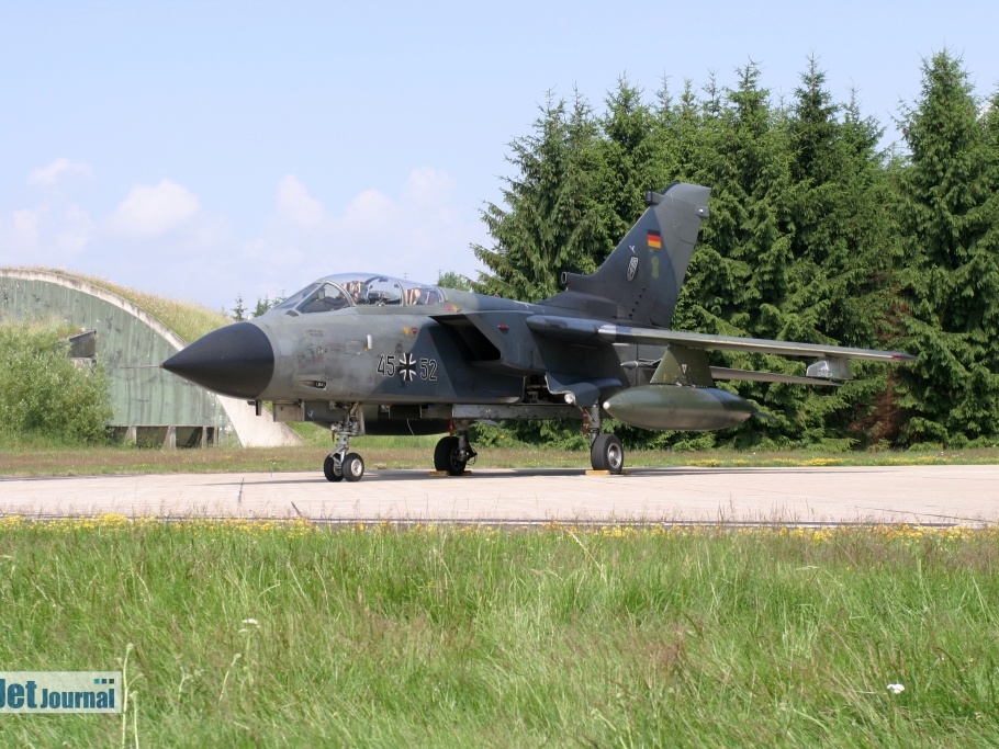 45+52 Tornado IDS JaboG33 (просмотров: 4414) 45+52 Tornado IDS JaboG33