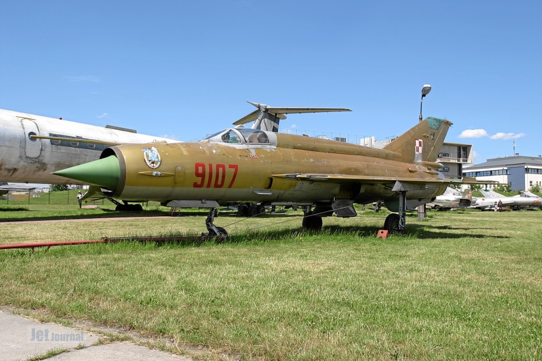 9107_mig-21mf_20150111_1906306680.jpg