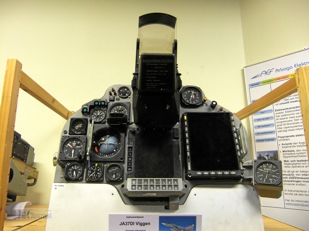 JA37DI Viggen Instrumentpanel (2261 visingar) JA37DI Viggen Instrumentpanel
