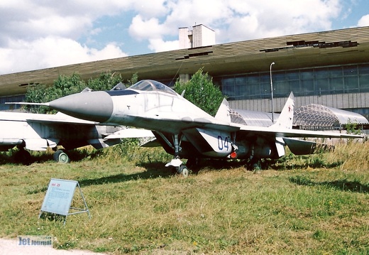 MiG-29, 04 blau