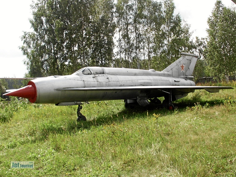 monino2003-mig21i-2-10c_20120513_1589824386.jpg