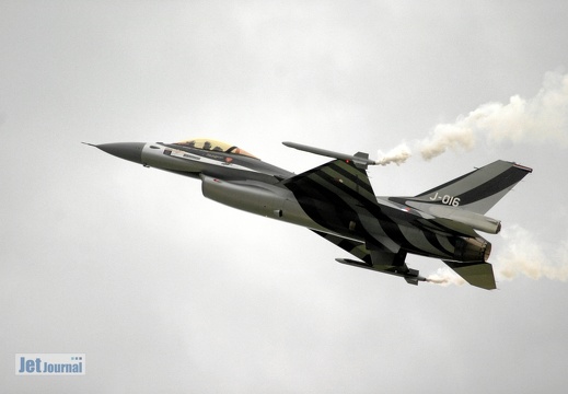 J-016 F-16AM RNLAF Pic4 (2401 visite) J-016 F-16AM RNLAF Pic4