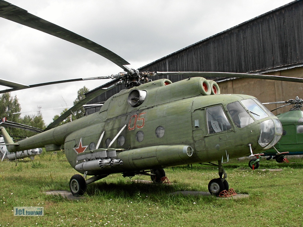 Mil Mi-8, 05 rot (2597 Besuche) Monino 2003 Mil Mi-8, 05 rot