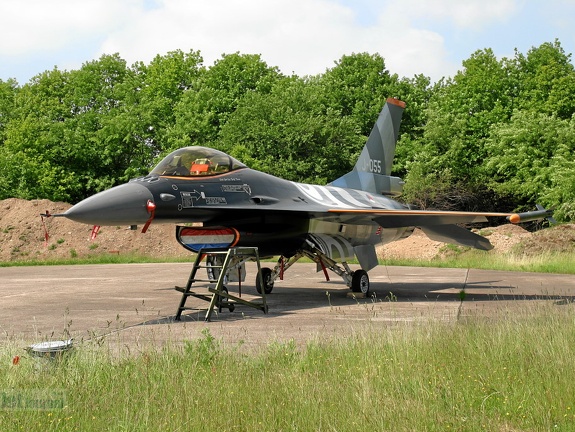 J-055 F-16AM 311sqn (2206 Besuche) J-055 F-16AM 311sqn