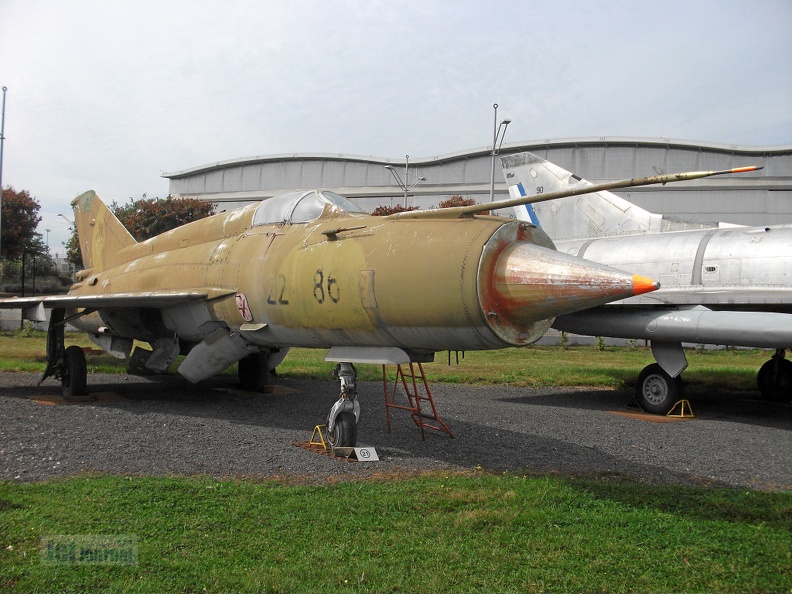 22-86 MiG-21M